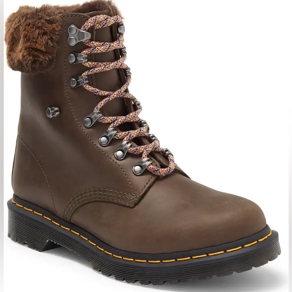 1460 Serena Faux Fur Trim Brown Boot DR. MARTENS size 6 - Picture 1 of 12